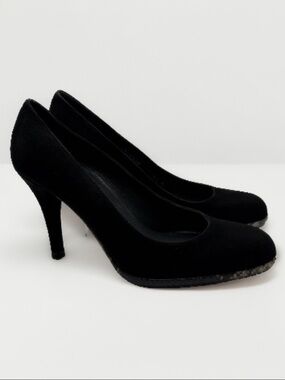 Stuart Weitzman Black Suede Platform Pumps - Size 5.5 Snakeskin Detail Elegant